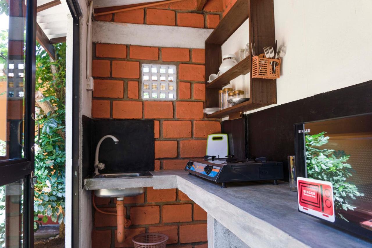The Catipe Lodge Хиккадува Экстерьер фото