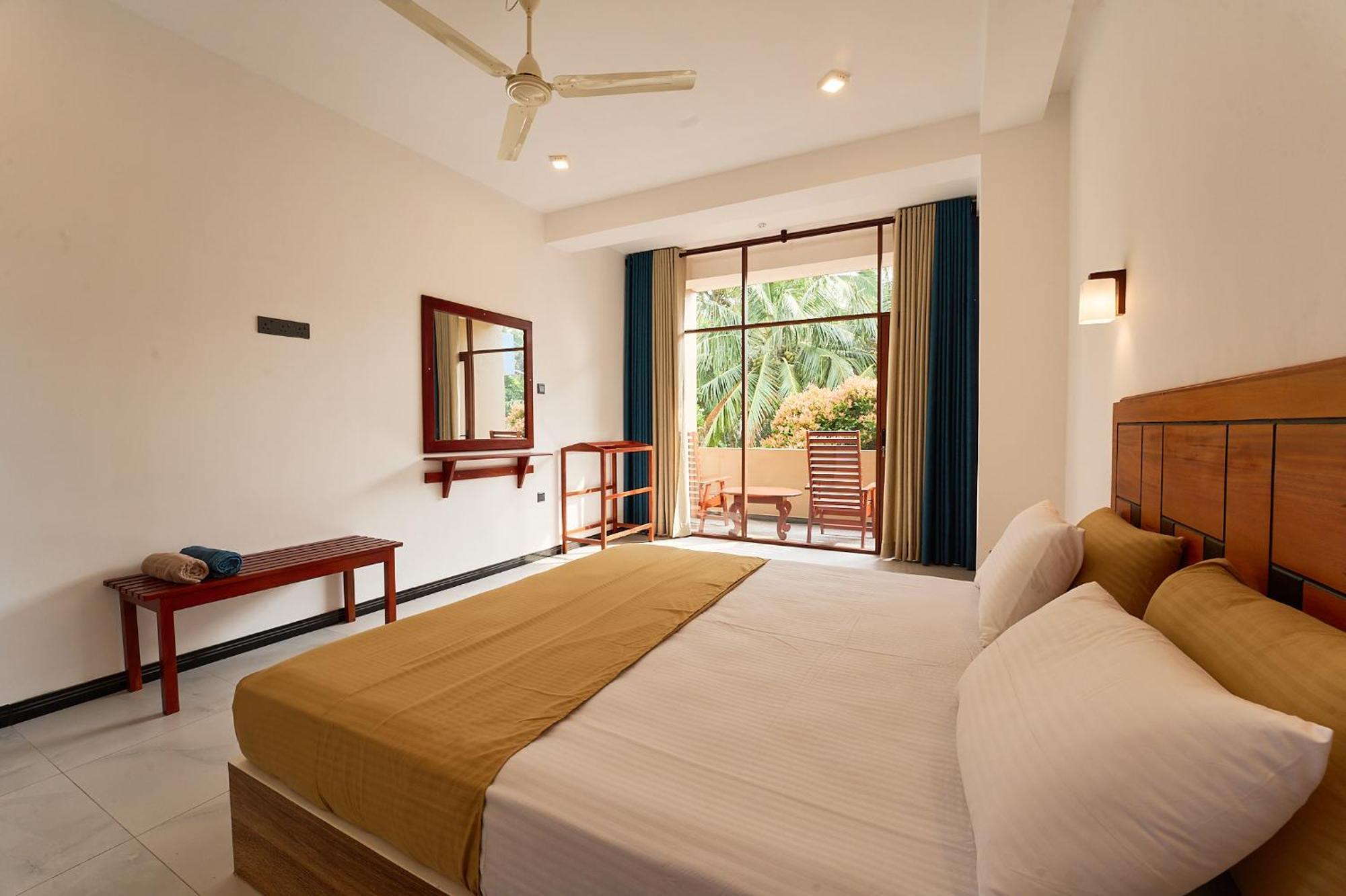 The Catipe Lodge Хиккадува Экстерьер фото
