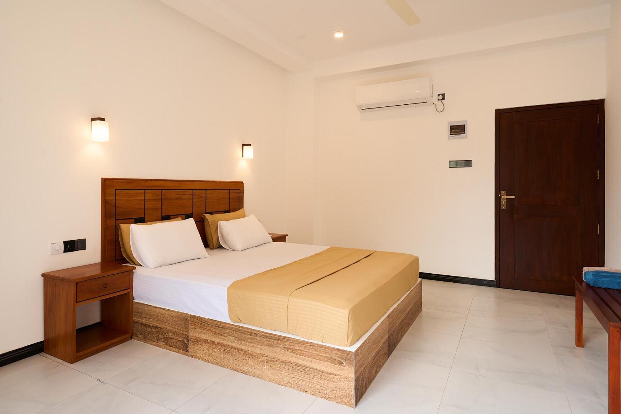 The Catipe Lodge Хиккадува Экстерьер фото